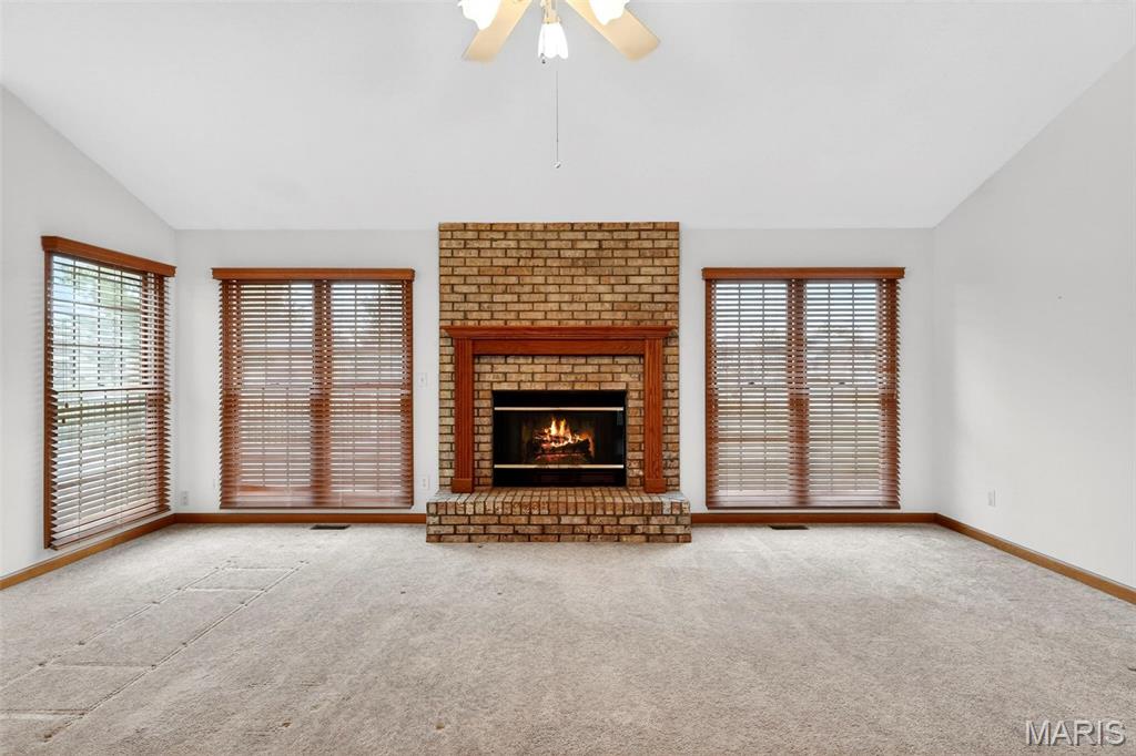 1728 Clover Ridge Columbia, IL 62236 - Photo 5 of 40