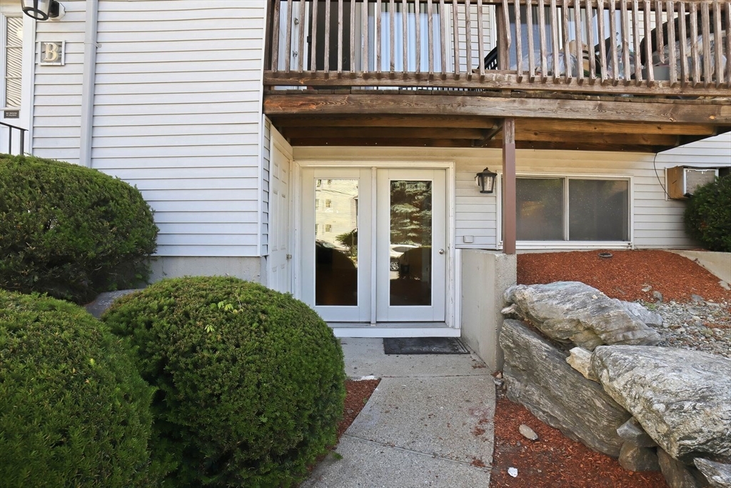 11 Gibbs Street, Unit B17 Worcester, MA 01607 - Photo 3 of 19