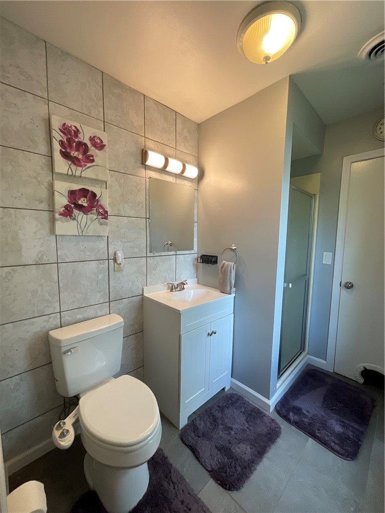 73 Woodhill Court Decatur, IL 62521 - Photo 15 of 25 Gallery Image 15