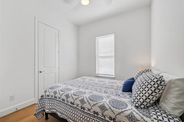 $445,000 | 3317 Timbergrove Oaks Street, Houston, TX 77008