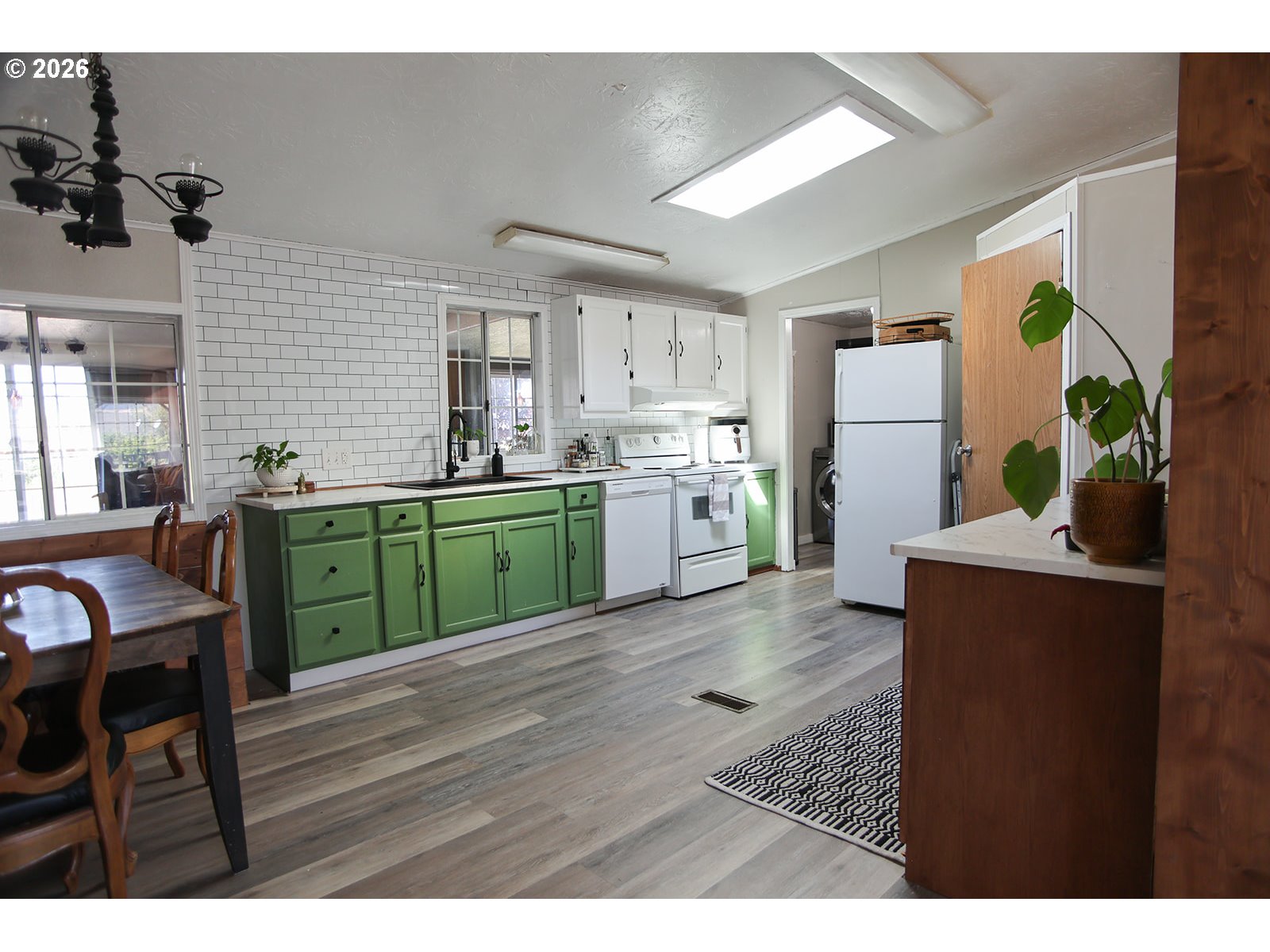 199 Southwest Rex Street Roseburg, OR 97471 - Photo 12 of 35