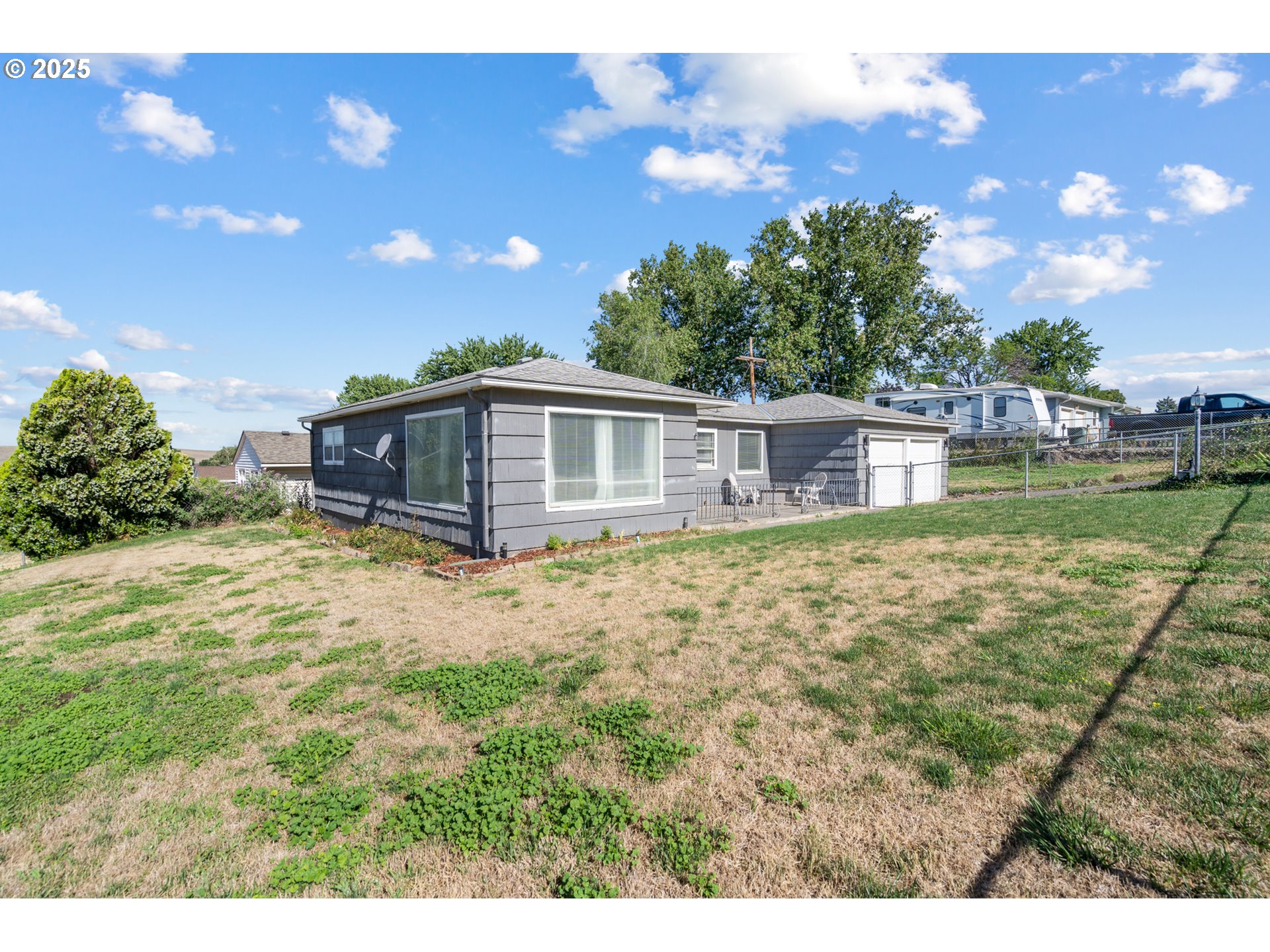 1309 Southwest 24th Street Pendleton, OR 97801 - Photo 2 of 22