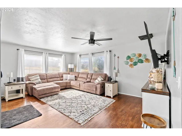 $269,900 | 1309 Southwest 24th Street, Pendleton, OR 97801