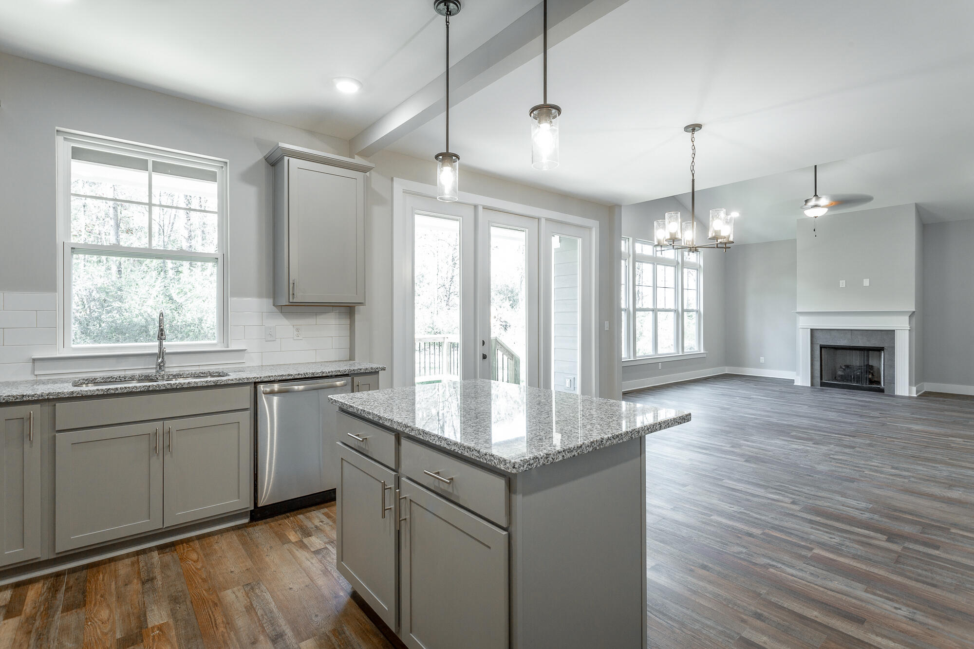 1151 Lullwater Road Chattanooga, TN 37405 - Photo 11 of 46 Kitchen