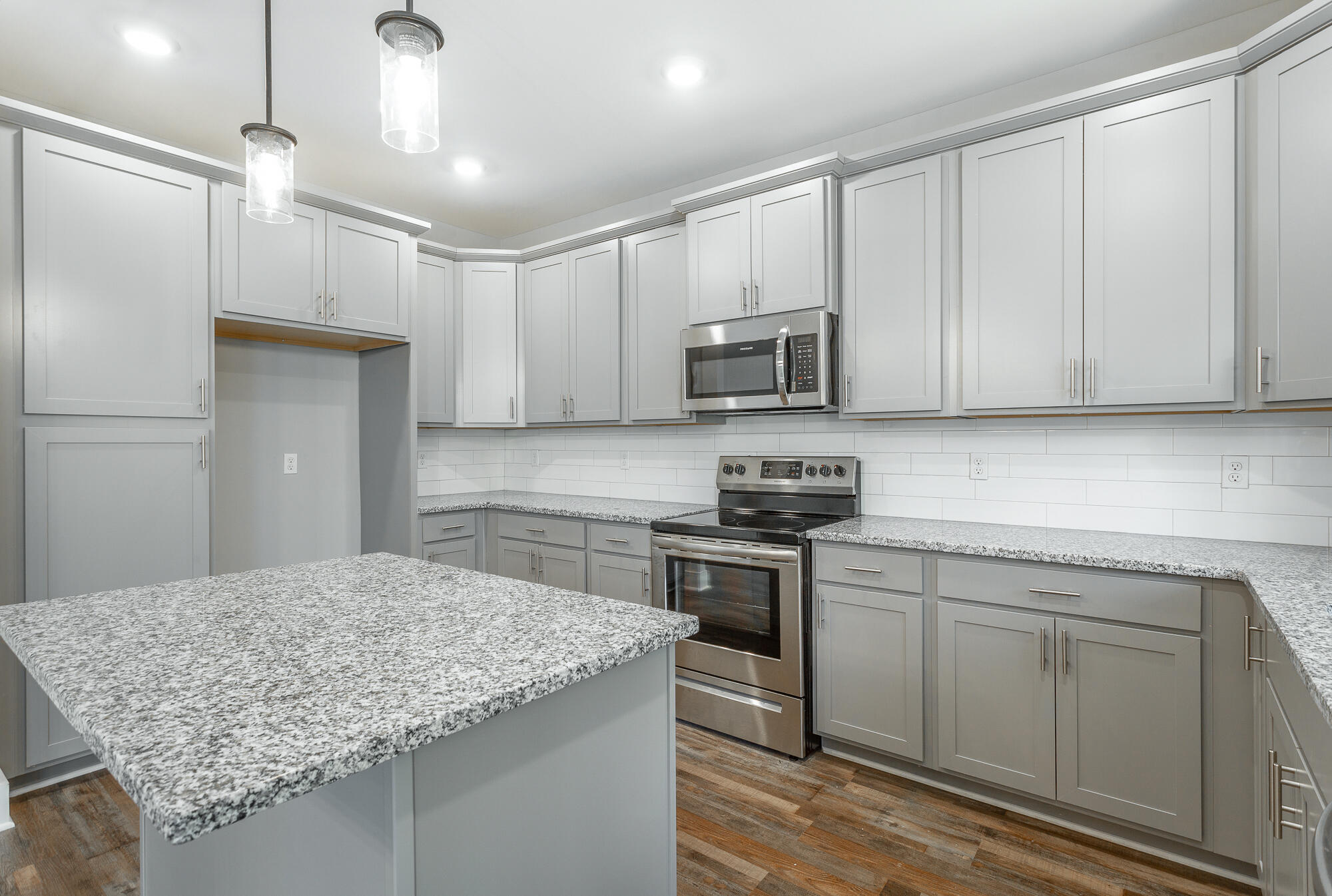 1151 Lullwater Road Chattanooga, TN 37405 - Photo 14 of 46 Kitchen
