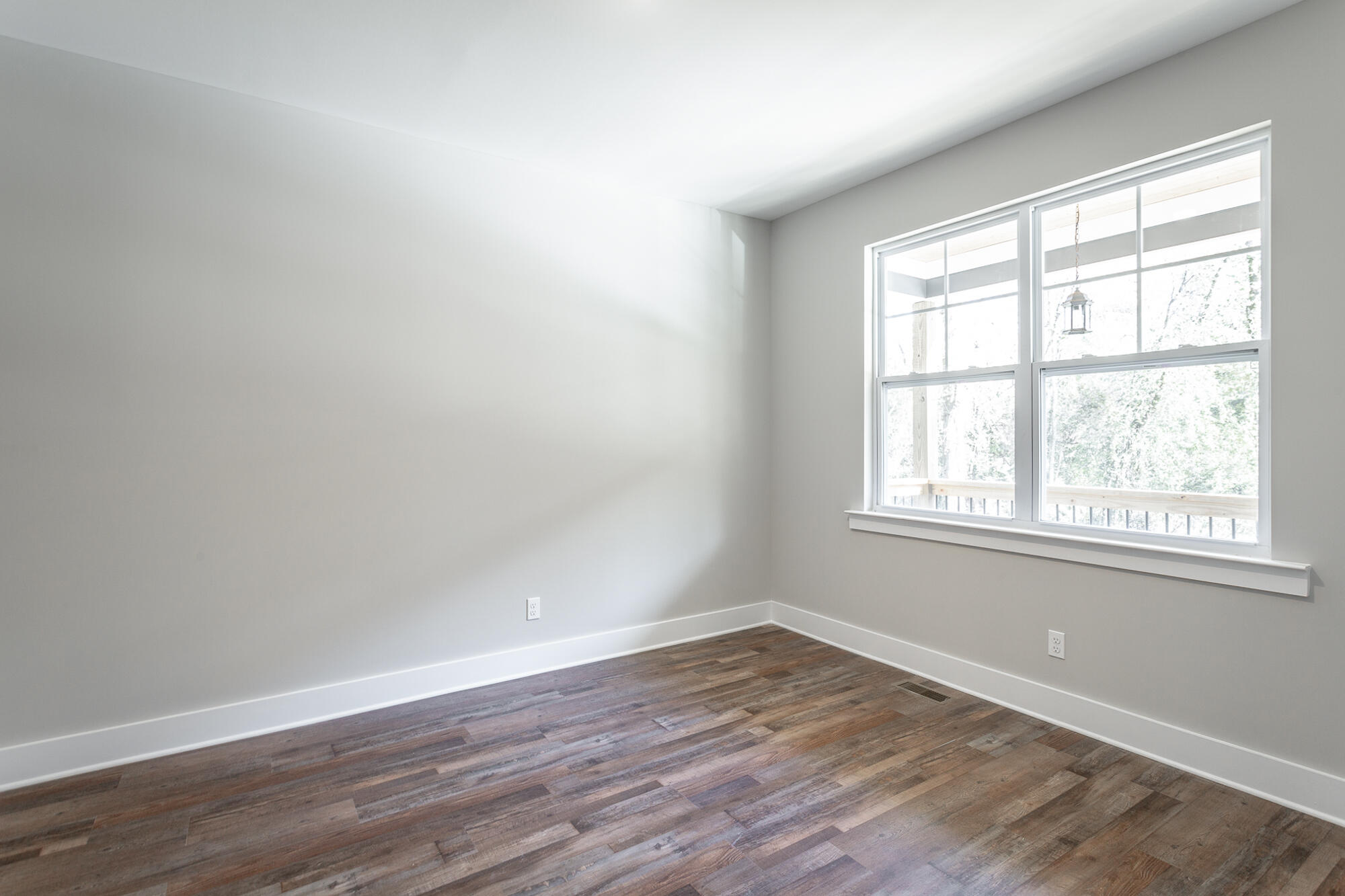 1151 Lullwater Road Chattanooga, TN 37405 - Photo 21 of 46 Office/ bedroom
