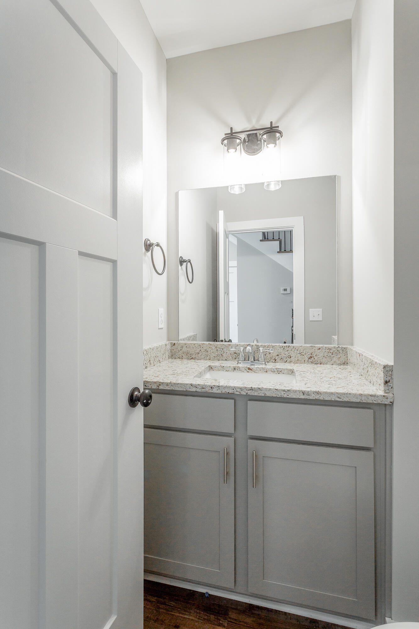 1151 Lullwater Road Chattanooga, TN 37405 - Photo 34 of 46 Powder bath