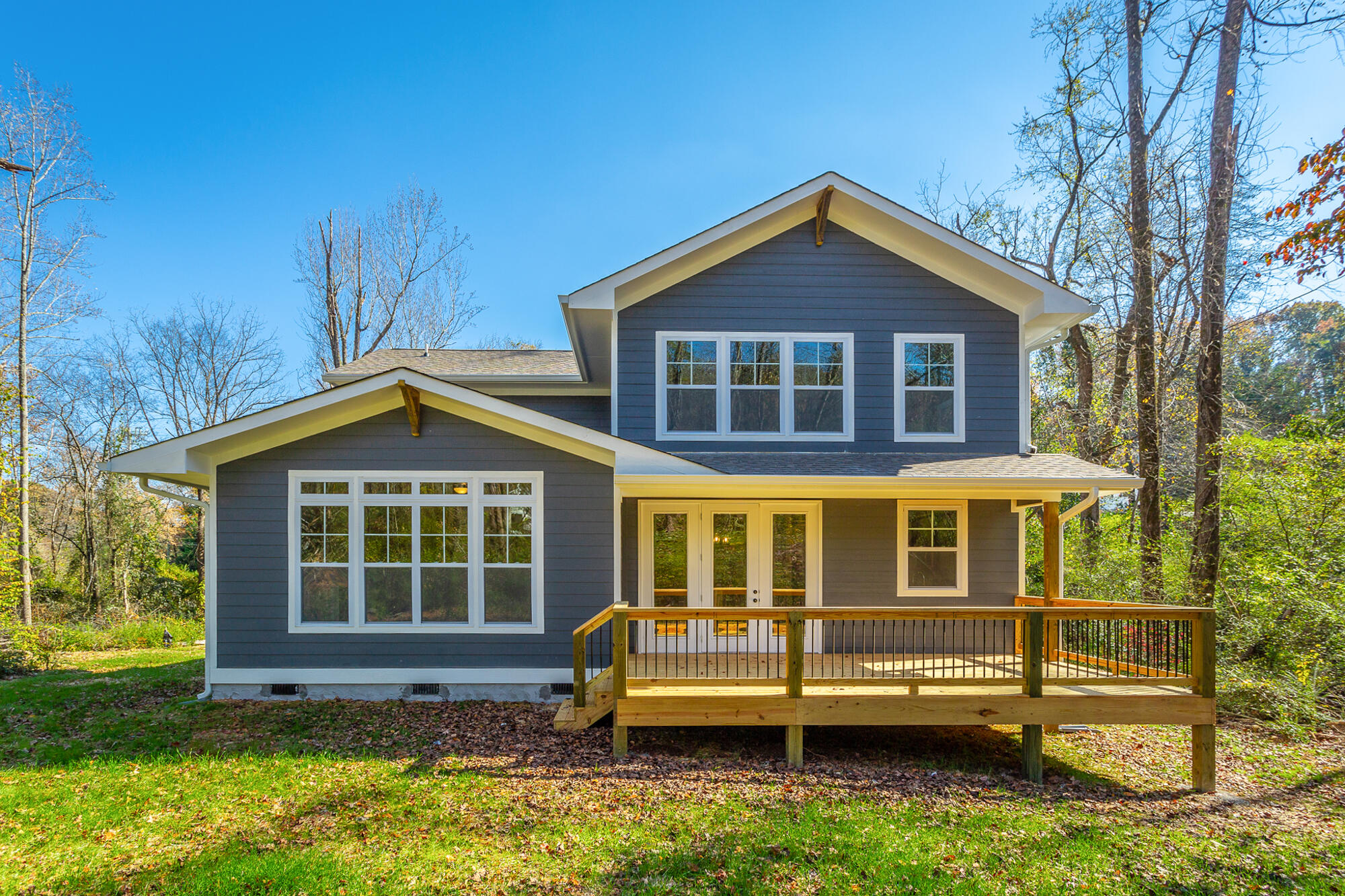 1151 Lullwater Road Chattanooga, TN 37405 - Photo 40 of 46 Back of home