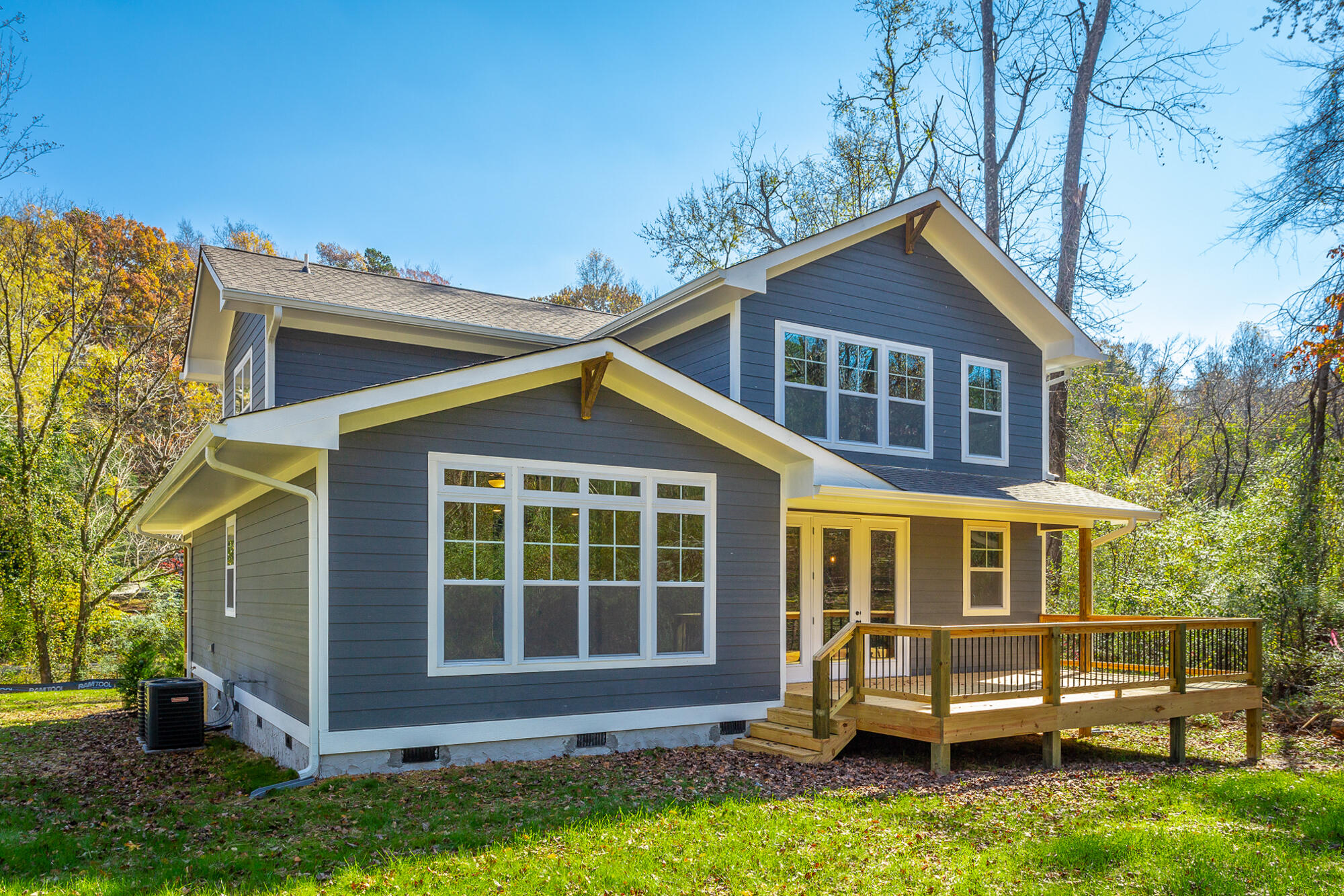 1151 Lullwater Road Chattanooga, TN 37405 - Photo 41 of 46 Back of home