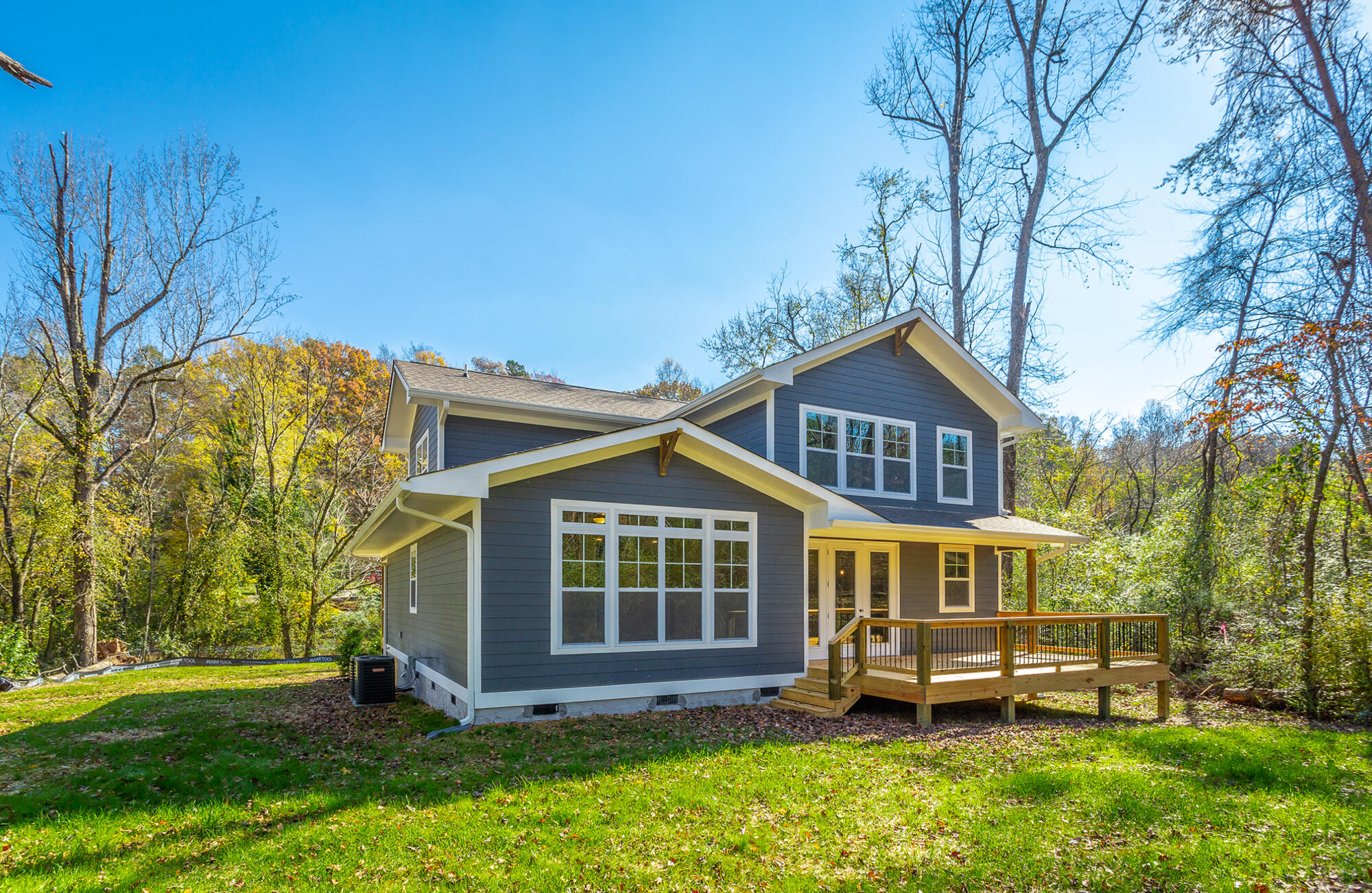 1151 Lullwater Road Chattanooga, TN 37405 - Photo 42 of 46 Backyard