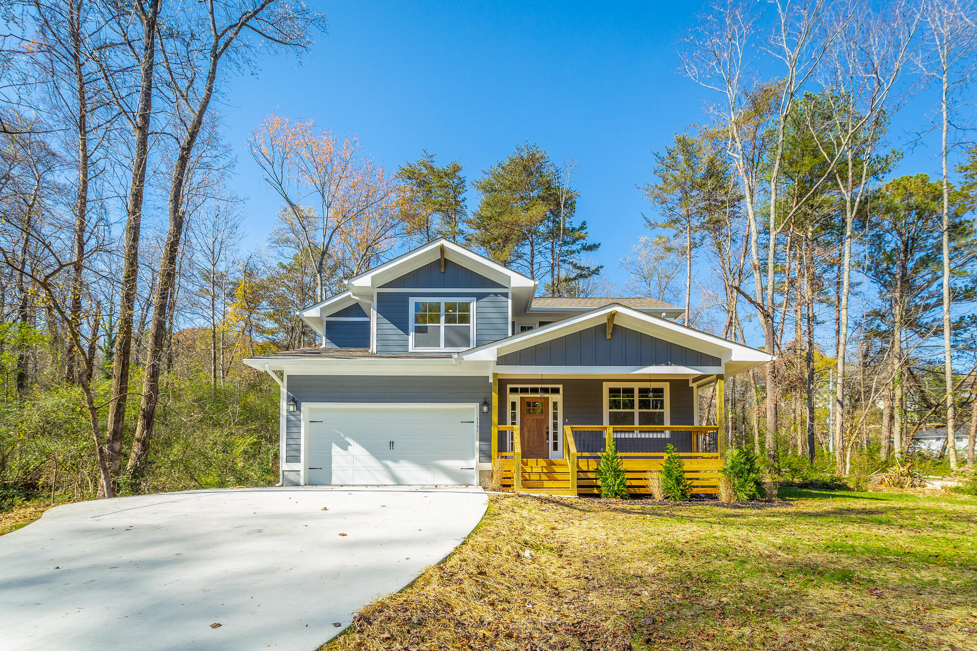 1151 Lullwater Road Chattanooga, TN 37405 - Photo 44 of 46 Driveway