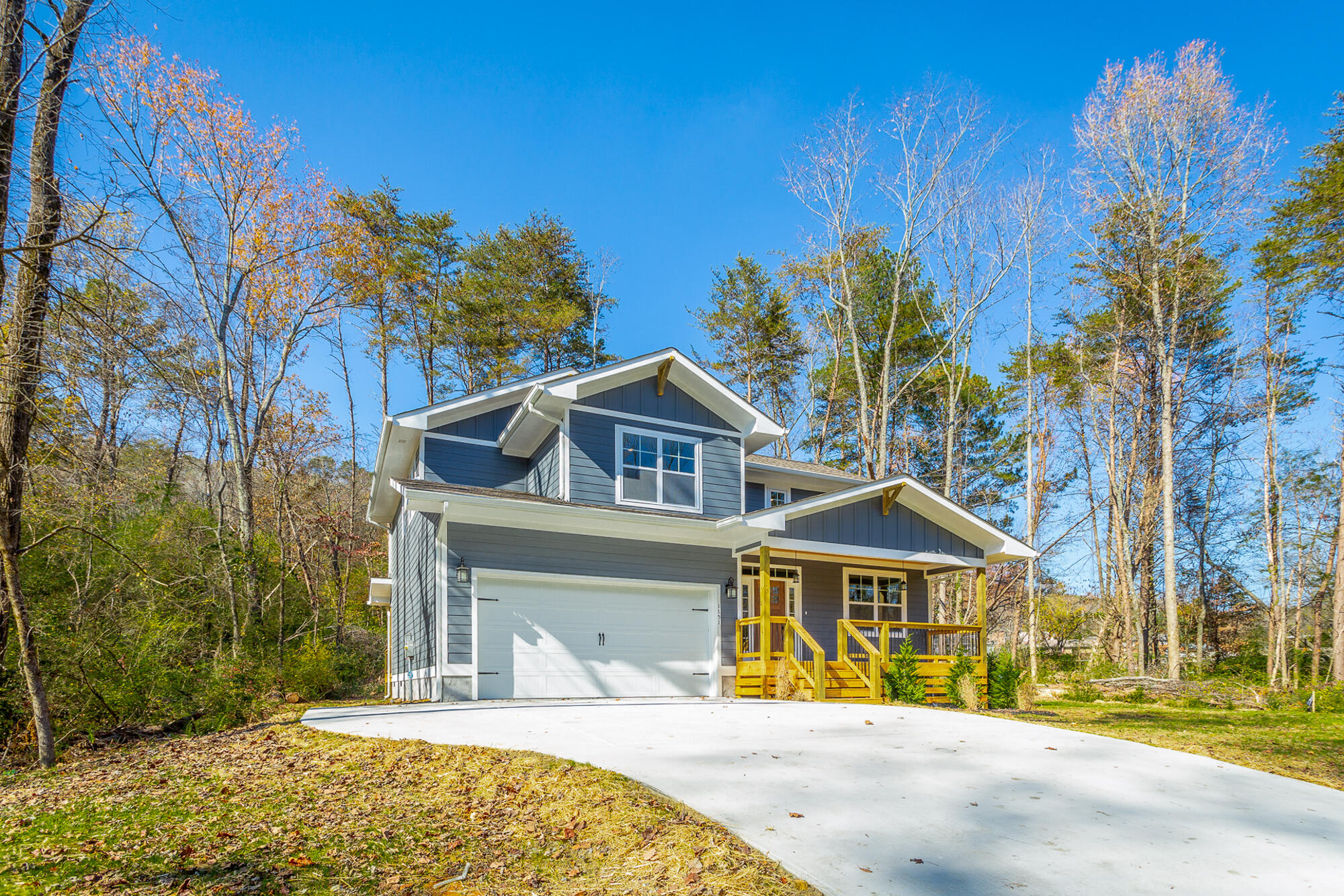 1151 Lullwater Road Chattanooga, TN 37405 - Photo 45 of 46 Driveway