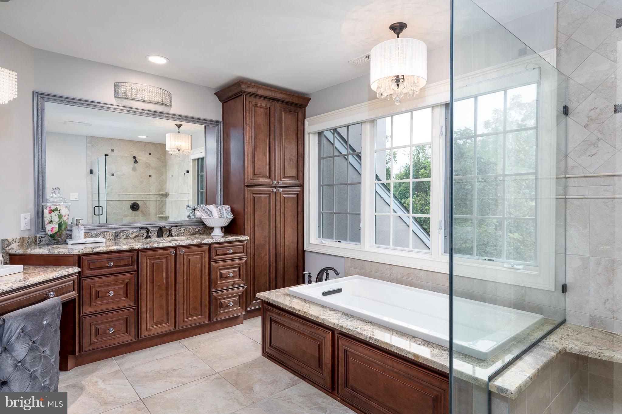 4 Bryce Lane Newtown, PA 18940 - Photo 17 of 33