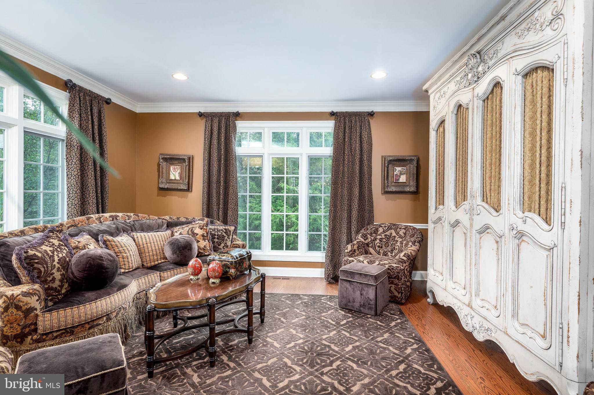 4 Bryce Lane Newtown, PA 18940 - Photo 9 of 33