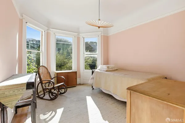 $2,000,000 | 1319-1321 Cole Street, San Francisco, CA 94117