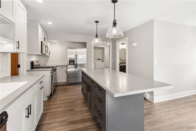 $2,350 | 6450 Chestnut Ridge Road, Orchard Park, NY 14127