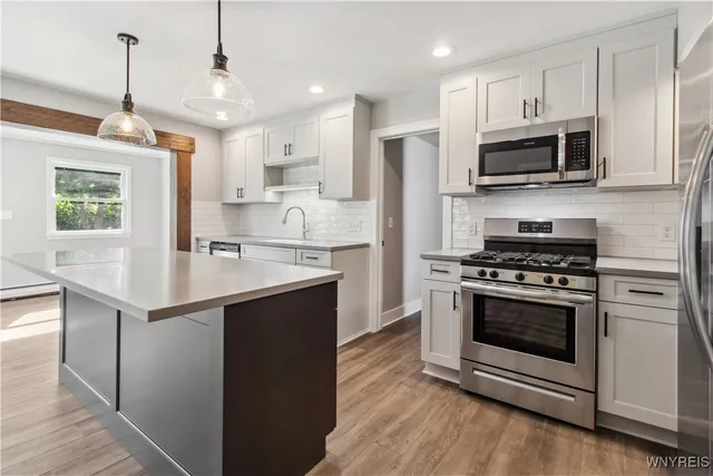 $2,350 | 6450 Chestnut Ridge Road, Orchard Park, NY 14127