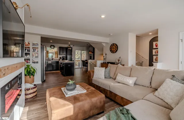 $232,000 | 113 Brooklane Court, Easley, SC 29642