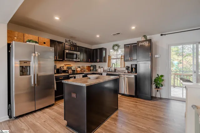 $232,000 | 113 Brooklane Court, Easley, SC 29642