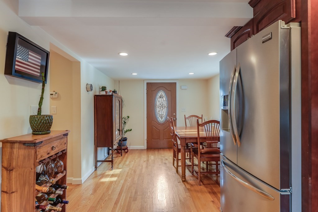 4 Verdun Road Wilmington, MA 01887 - Photo 11 of 28 Gallery Image 11