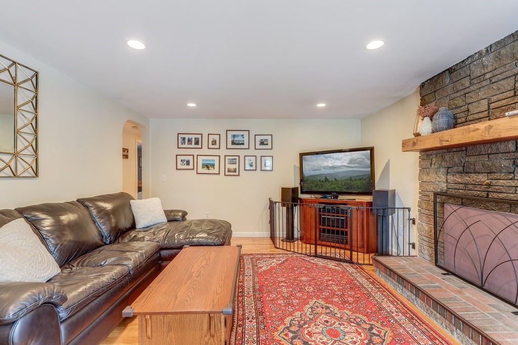 4 Verdun Road Wilmington, MA 01887 - Photo 13 of 28 Gallery Image 13