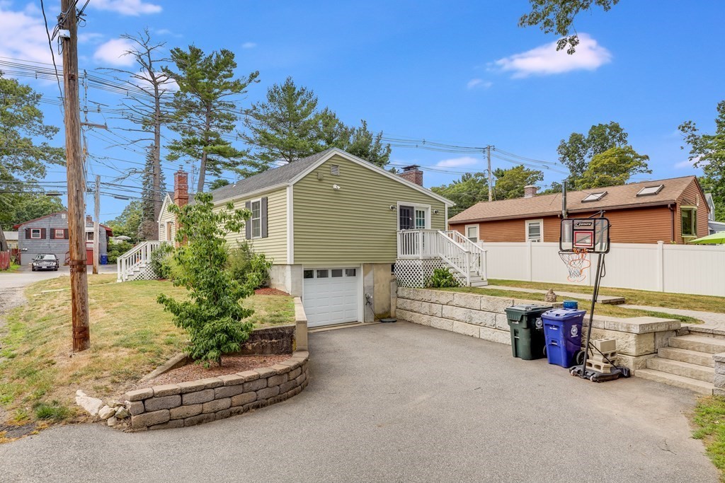 4 Verdun Road Wilmington, MA 01887 - Photo 6 of 28 Gallery Image 6