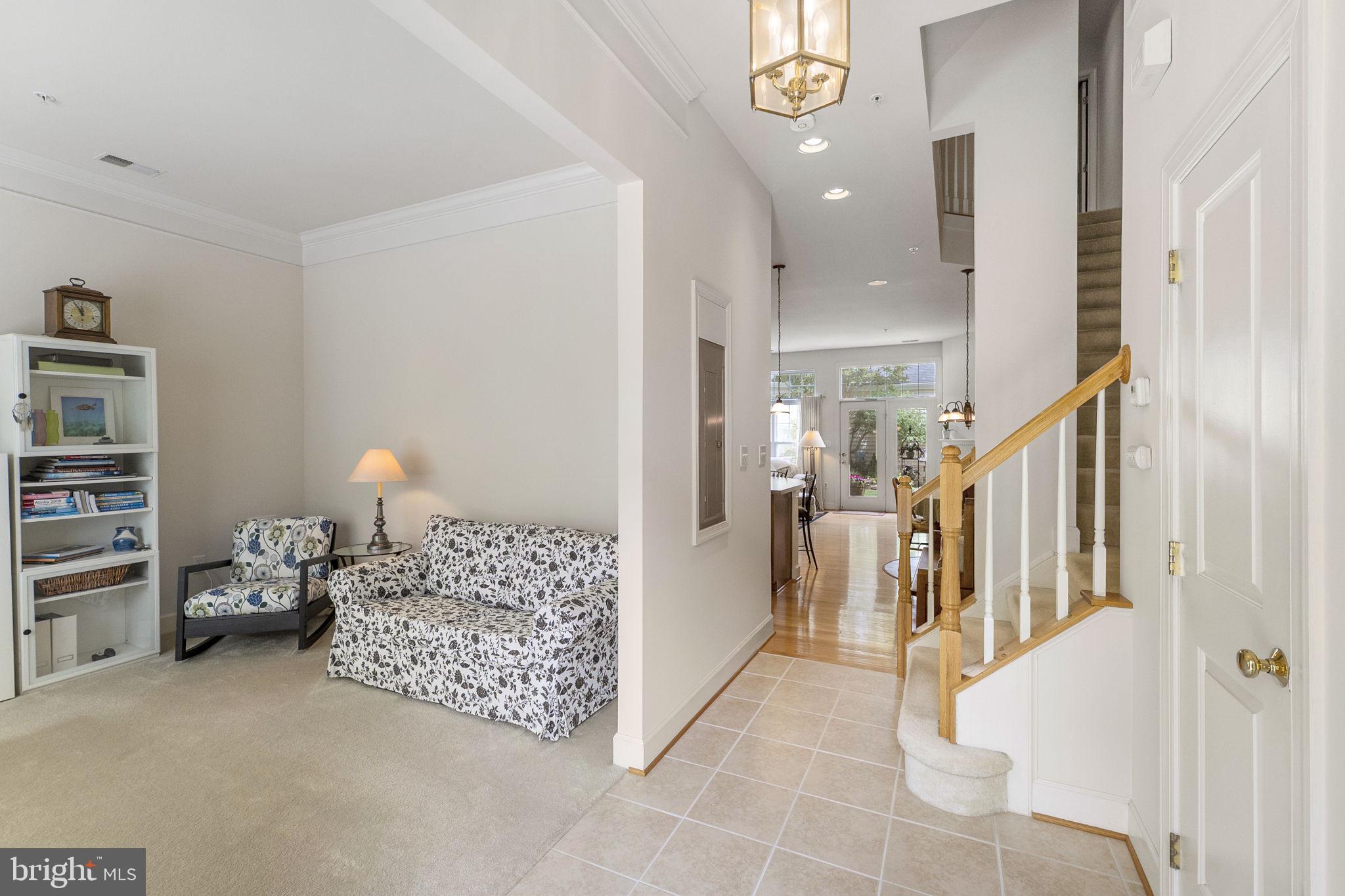 23418 Clarksridge Road Clarksburg, MD 20871 - Photo 2 of 40 Foyer