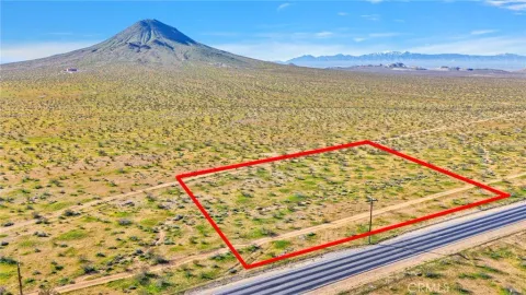 $90,000 | 1 Johnson Road, Apple Valley, CA 92307