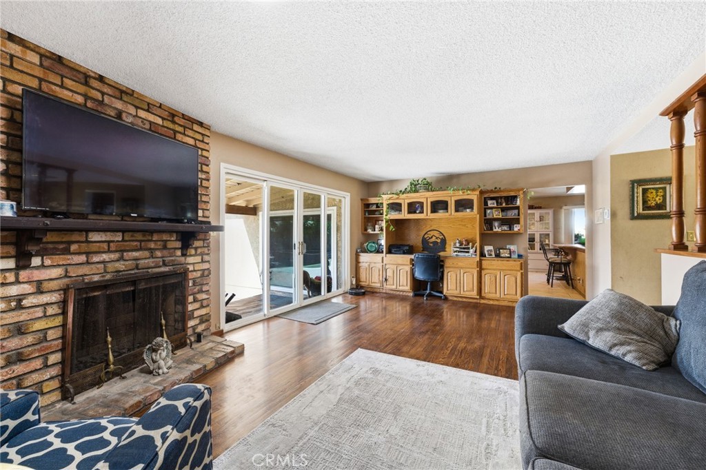 1466 Briarcroft Road Claremont, CA 91711 - Photo 11 of 34 Den