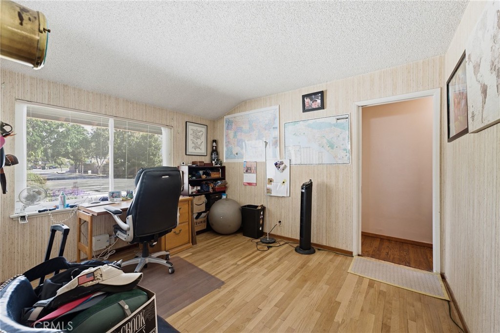 1466 Briarcroft Road Claremont, CA 91711 - Photo 16 of 34 BR 1