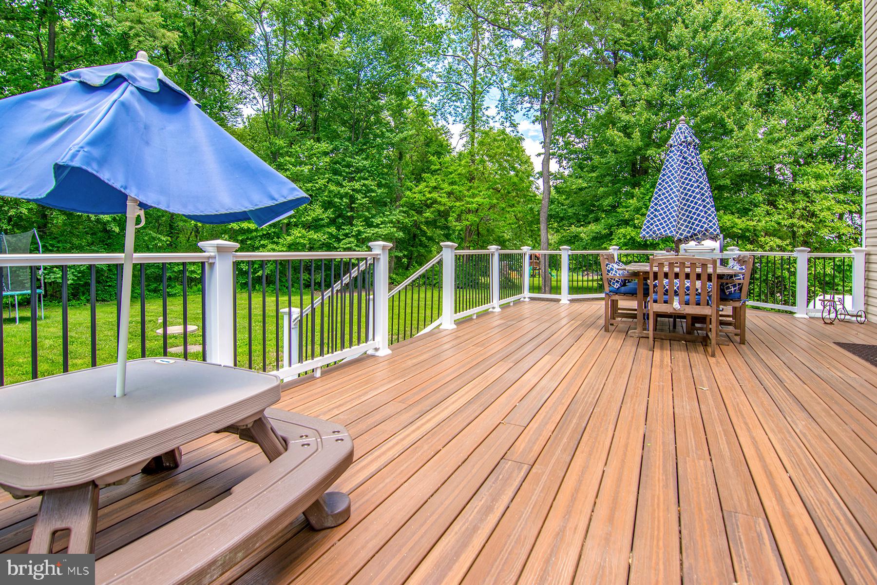 167 Aubel Road Delta, PA 17314 - Photo 26 of 27 Walk-Off Deck