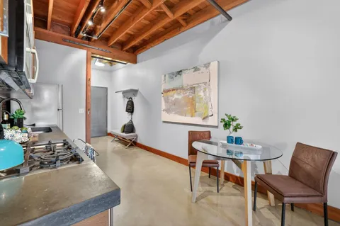 $518,000 | 1725 14th Street, Unit 206, Sacramento, CA 95811