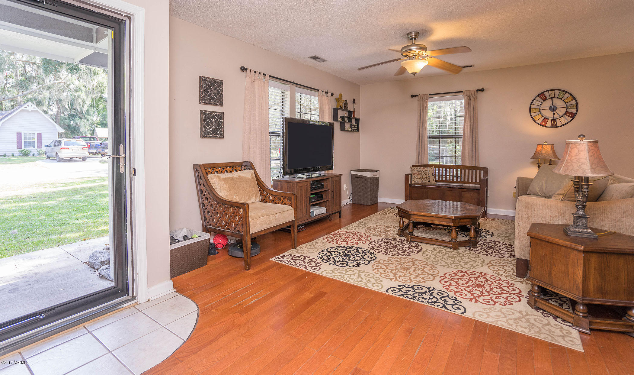 1902 Royal Palms Road Port Royal, SC 29935 - Photo 4 of 45 DSC09408-1