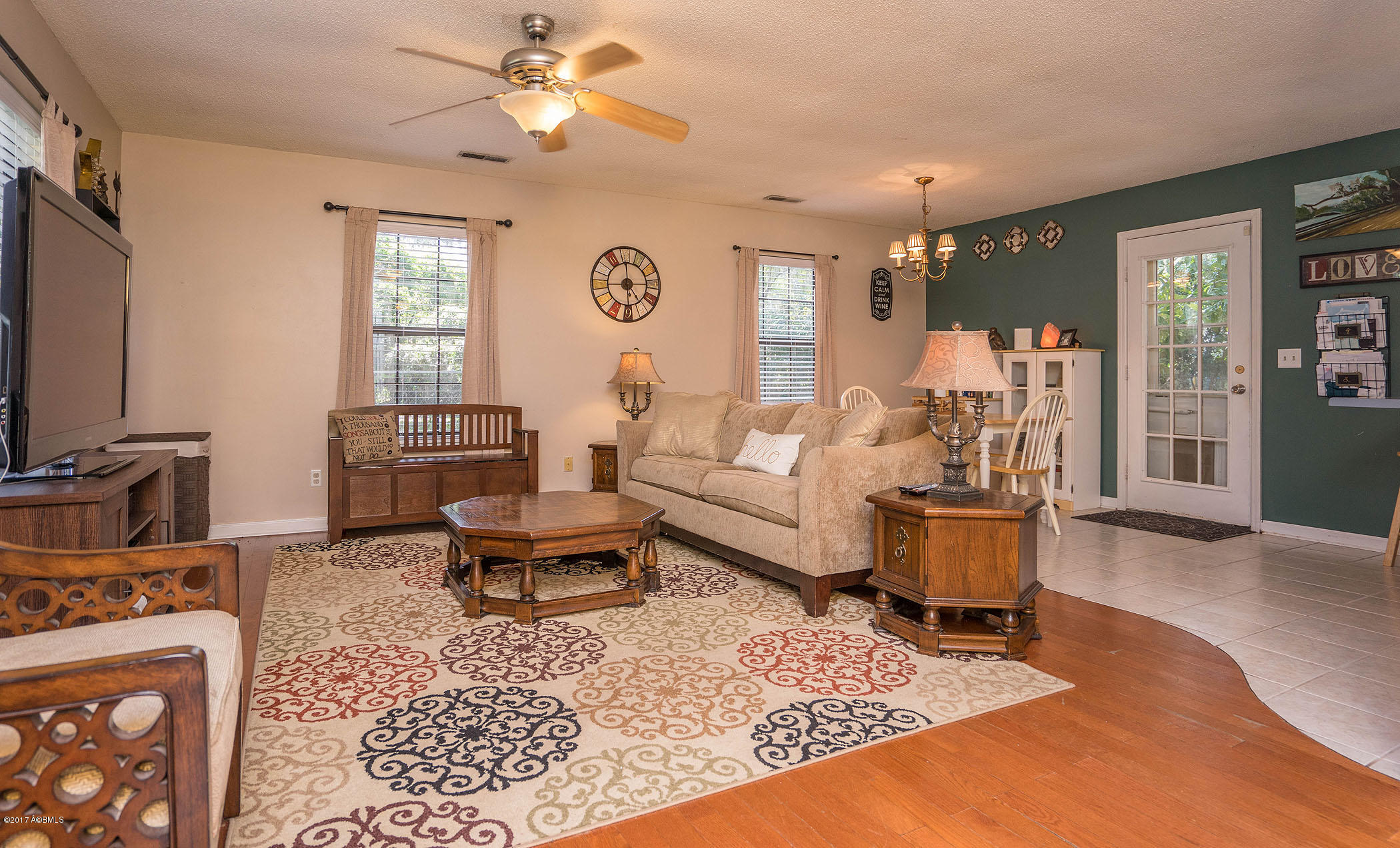 1902 Royal Palms Road Port Royal, SC 29935 - Photo 5 of 45 DSC09404-1