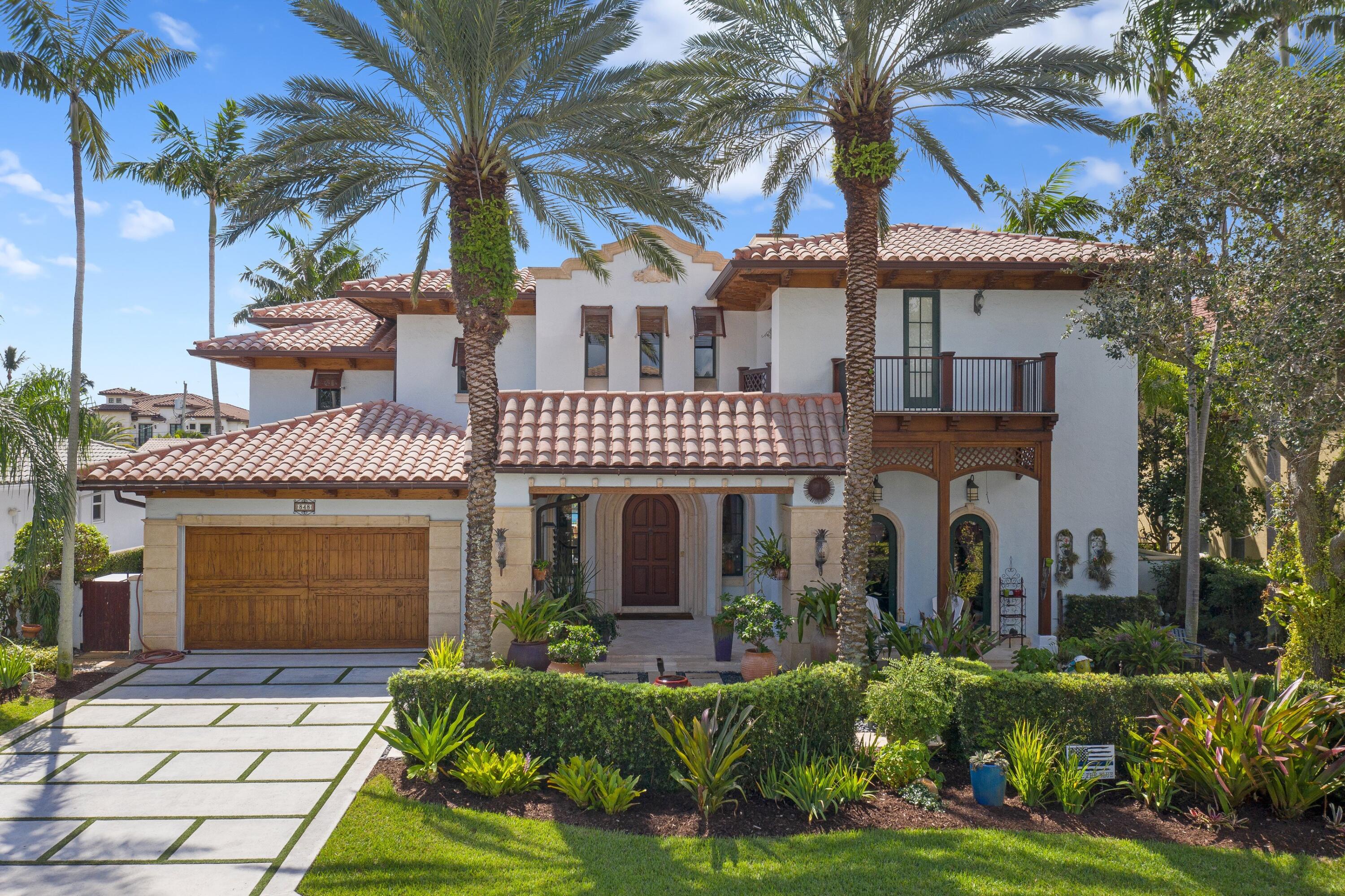 848 Coventry Street Boca Raton, FL 33487 - Photo 4 of 64 Front Exterior