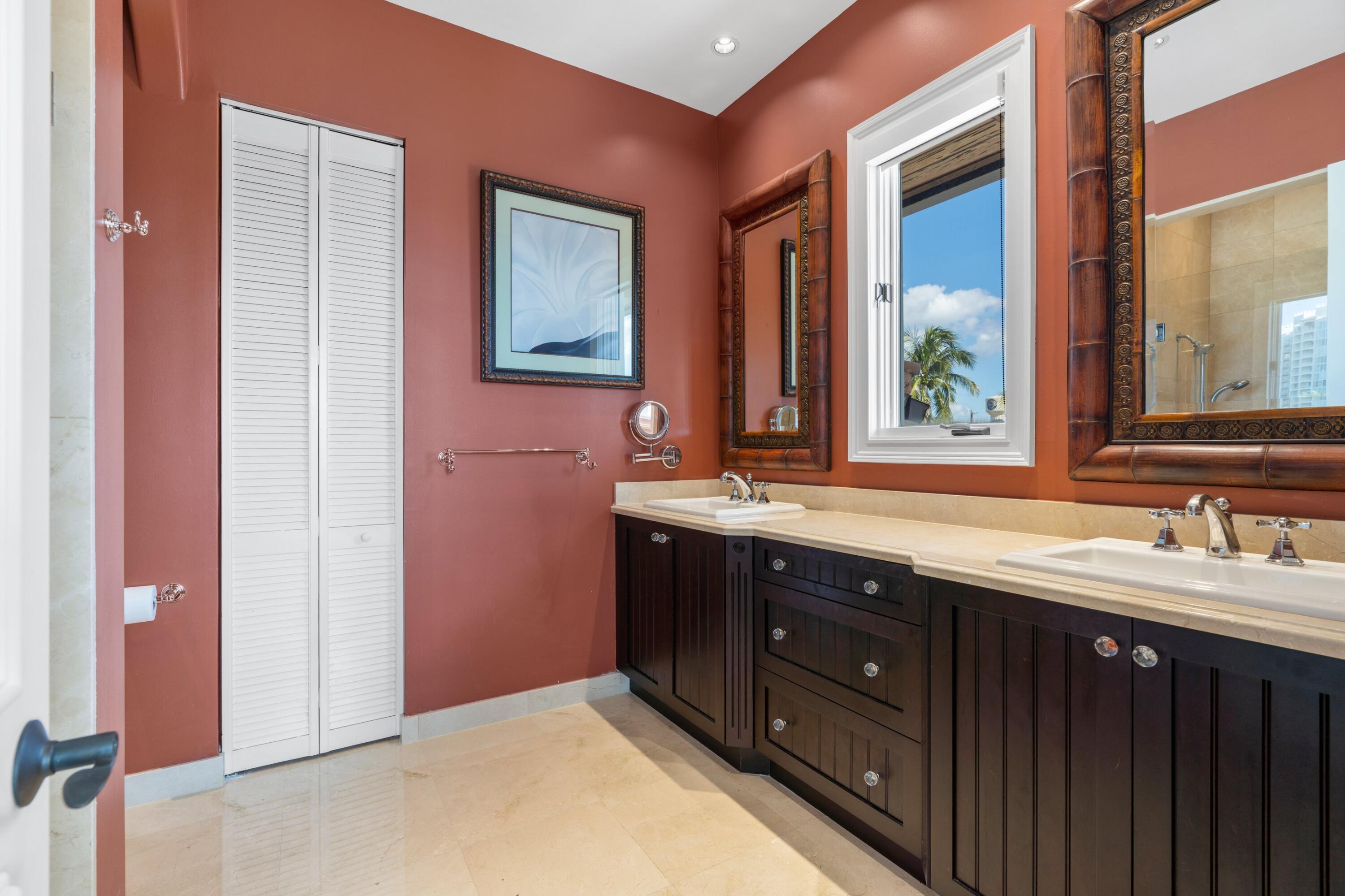848 Coventry Street Boca Raton, FL 33487 - Photo 43 of 64 Bathroom #5