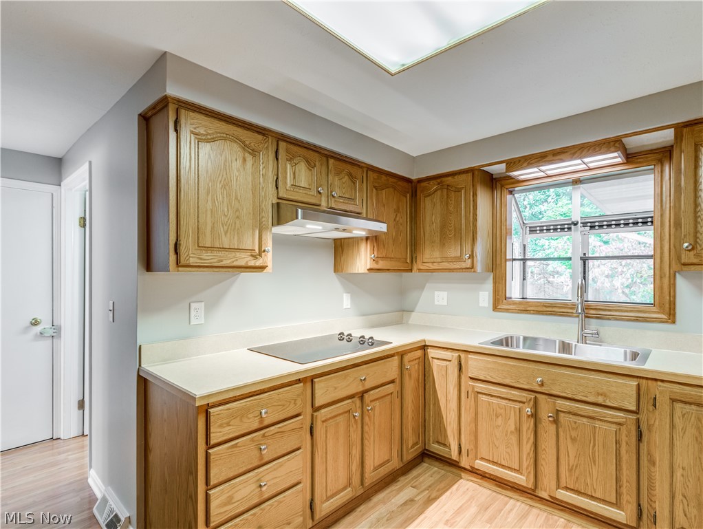 4352 Leewood Road Stow, OH 44224 - Photo 15 of 34 Kitchen