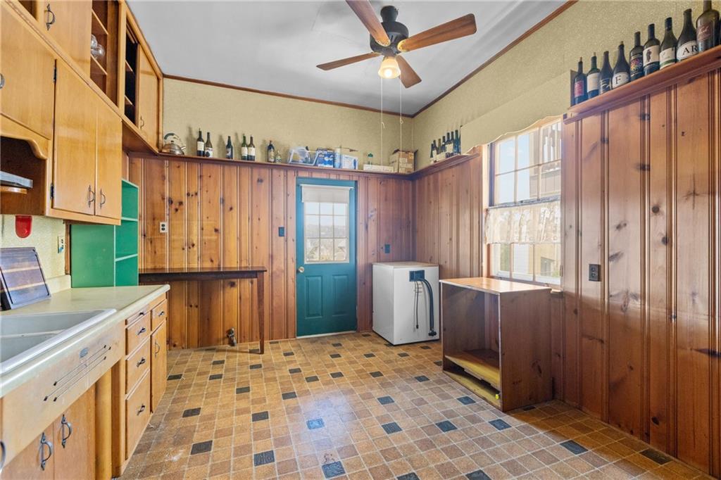 827 Beaver Road Ambridge, PA 15003 - Photo 16 of 29 Gallery Image 16