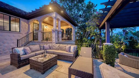 $7,995,000 | 265 Cedar Park Circle, Sarasota, FL 34242