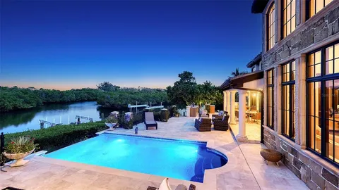 $7,995,000 | 265 Cedar Park Circle, Sarasota, FL 34242