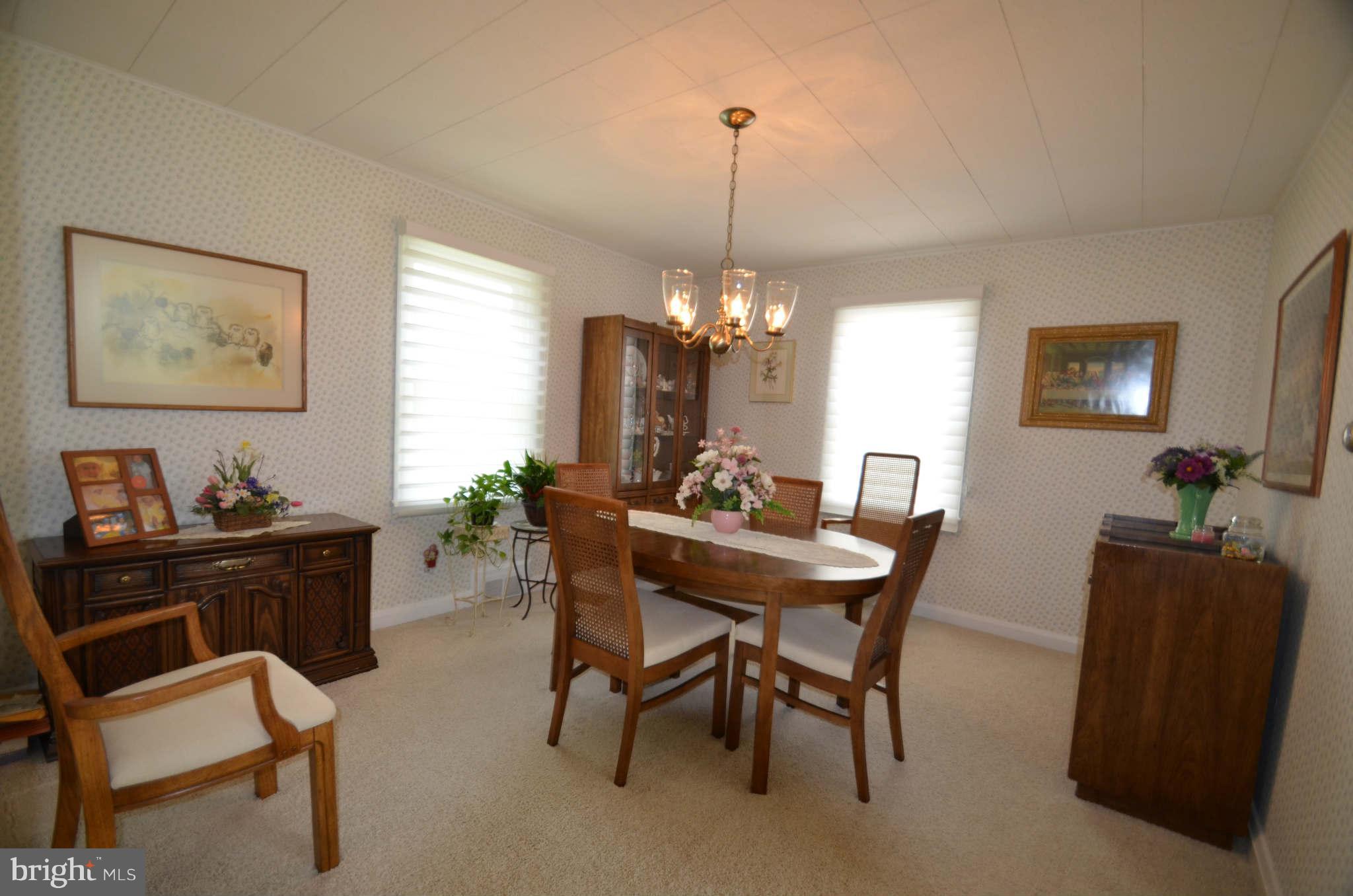 2120 Southland Road Baltimore, MD 21207 - Photo 8 of 27 Dining Room