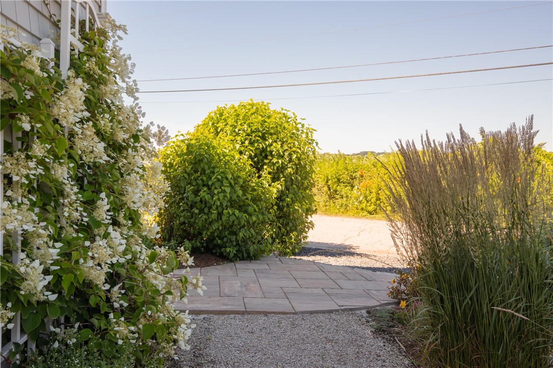 292 High Hill Road Tiverton, RI 02878 - Photo 41 of 46