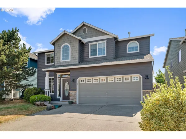 $595,000 | 15572 Southeast Gladys Rose Way, Damascus, OR 97089
