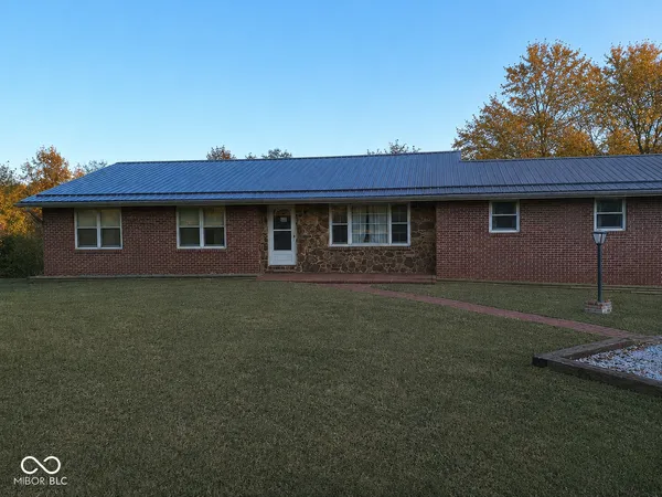 $249,900 | 1357 South Haslers Road, Bloomfield, IN 47424