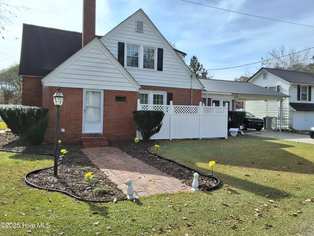 $259,900 | 215 North Elm Street, Chadbourn, NC 28431