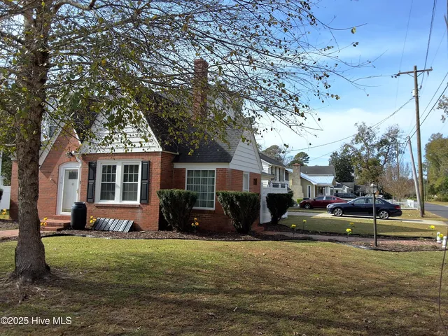 $259,900 | 215 North Elm Street, Chadbourn, NC 28431