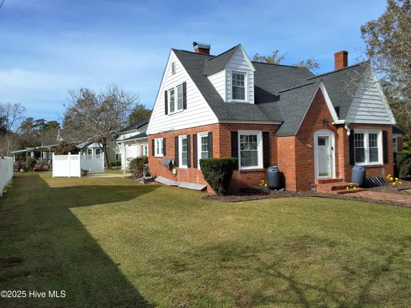 $254,900 | 215 North Elm Street, Chadbourn, NC 28431