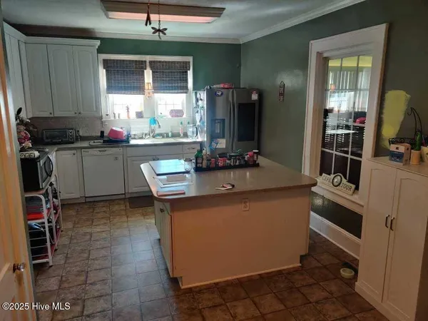 $254,900 | 215 North Elm Street, Chadbourn, NC 28431