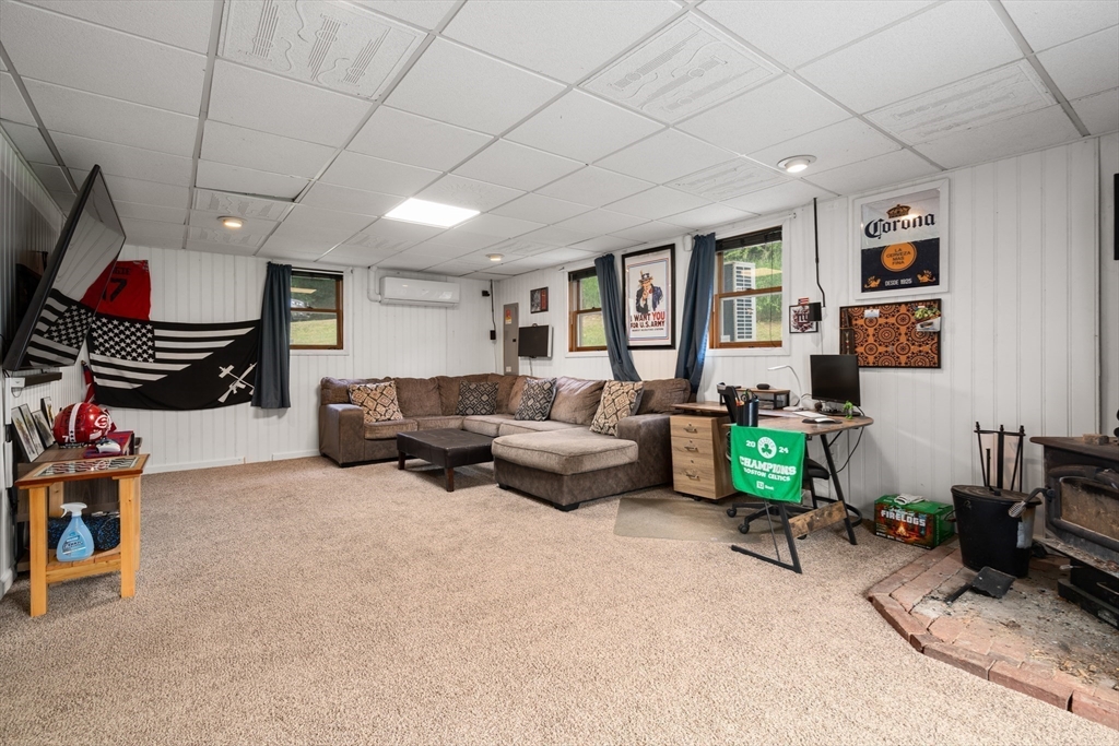 198 Lower Gore Road Webster, MA 01570 - Photo 19 of 37