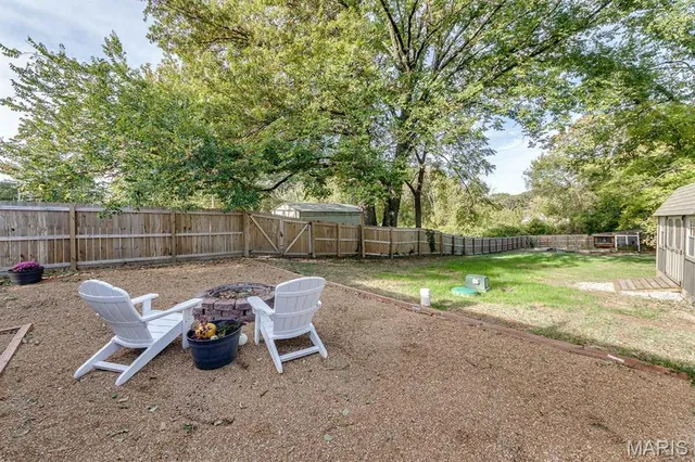 $220,000 | 2825 Telegraph Road, St. Louis, MO 63125